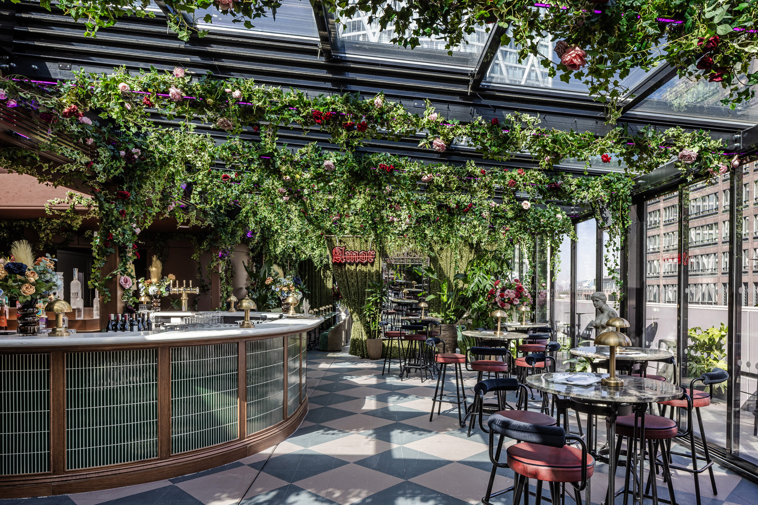 House of Gods - hotel - Canary Wharf, London